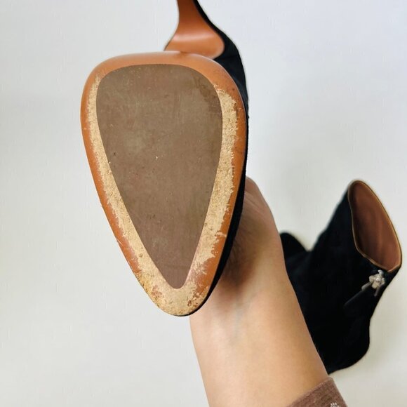 ALAIA Paris black suede pointed toes heeled booties, Size 39 - Picture 6 of 10